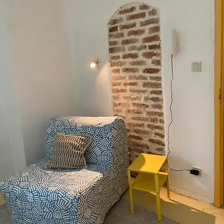 Nyaraló Banhiday J70 House *