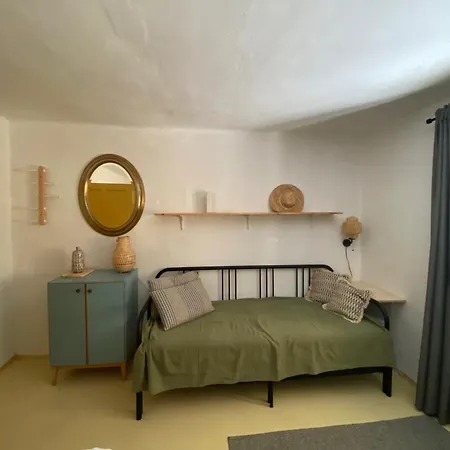 Banhiday J70 House Nyaraló