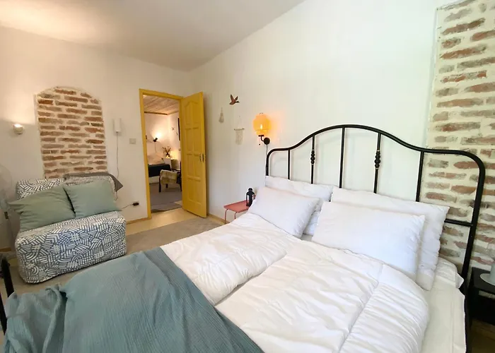 Banhiday J70 House * Balatonvilágos